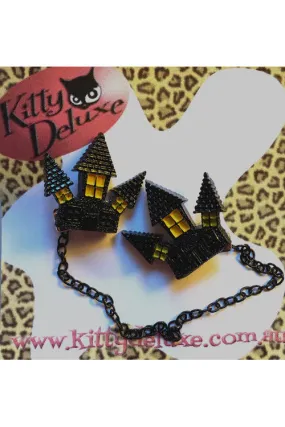 Kitty Deluxe Cardigan Clips in Haunted House Design Kitty Deluxe Cardigan Clips in Haunted House Design