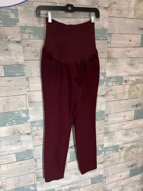 Old Navy maternity bottoms Old Navy maternity bottoms